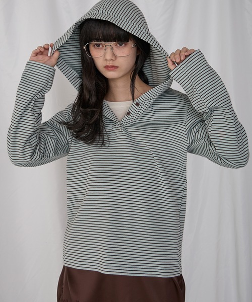 Unblend（アンブレンド）の「【Unblend】フード付 ヘンリーネック アソート 長袖Tシャツ（Tシャツ/カットソー・レディース・杢グレー/グレー系/ネイビー系/ライトブルー・FREE）」の3枚目の写真