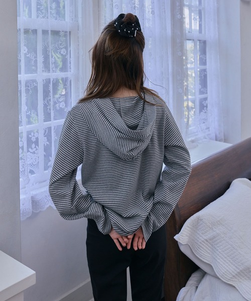 Unblend（アンブレンド）の「【Unblend】フード付 ヘンリーネック アソート 長袖Tシャツ（Tシャツ/カットソー・レディース・杢グレー/グレー系/ネイビー系/ライトブルー・FREE）」の18枚目の写真