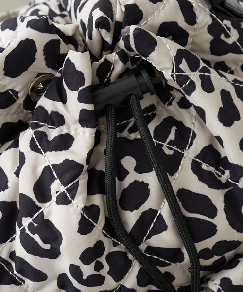 CIAOPANIC TYPY（チャオパニックティピー）の「:【大容量／軽量】【MumME】8ポケット巾着BAG（ショルダーバッグ・レディース・ホワイト/グレー/ブラック・ONE SIZE）」の21枚目の写真