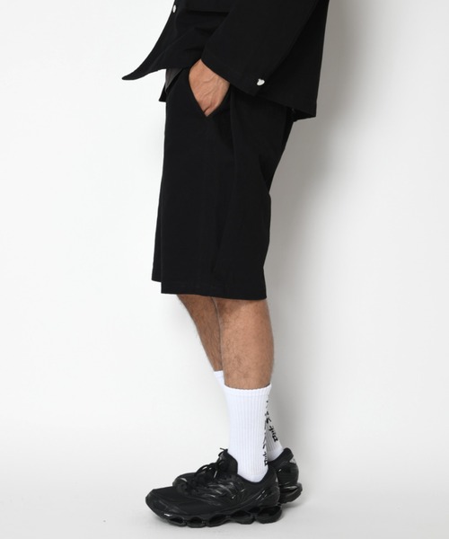 SUPERTHANKS(スーパーサンクス)の「ピグメント加工サイドタックショートパンツPigment dyed Twill side-tuck shorts(その他パンツ・メンズ・ベージュ/ブラック/アイボリー・L/M/S)」の15枚目の写真