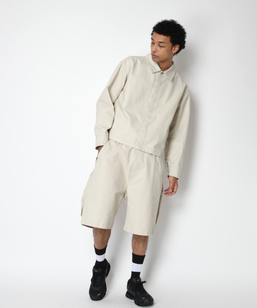 SUPERTHANKS(スーパーサンクス)の「ピグメント加工サイドタックショートパンツPigment dyed Twill side-tuck shorts(その他パンツ・メンズ・ベージュ/ブラック/アイボリー・L/M/S)」の6枚目の写真