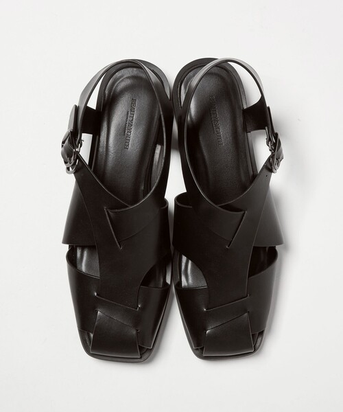 BEAUTY&YOUTH UNITED ARROWS（ビューティーアンドユースユナイテッドアローズ）の「ヘンケイライン グルカサンダル（サンダル・レディース・ブラック/ライトピンク・36/37/38）」の3枚目の写真