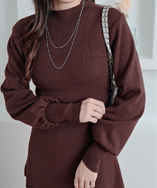 kirakiraShop(キラキラショップ)の「フレア シルエット クルーネック ニット トップス(ニット/セーター・レディース・ブラック/チャコール/ブラウン・FREE)」の3枚目の写真