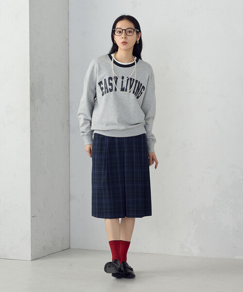 COMME CA ISM(コムサイズム)の「ひざ丈タックスカート / セットアップ対応(スカート・レディース・グリーン系・X-LARGE/LARGE/MEDIUM/SMALL)」の2枚目の写真
