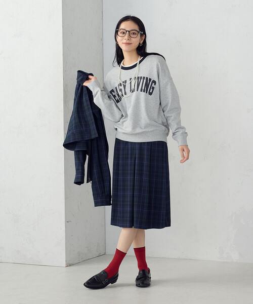 COMME CA ISM(コムサイズム)の「ひざ丈タックスカート / セットアップ対応(スカート・レディース・グリーン系・X-LARGE/LARGE/MEDIUM/SMALL)」の4枚目の写真