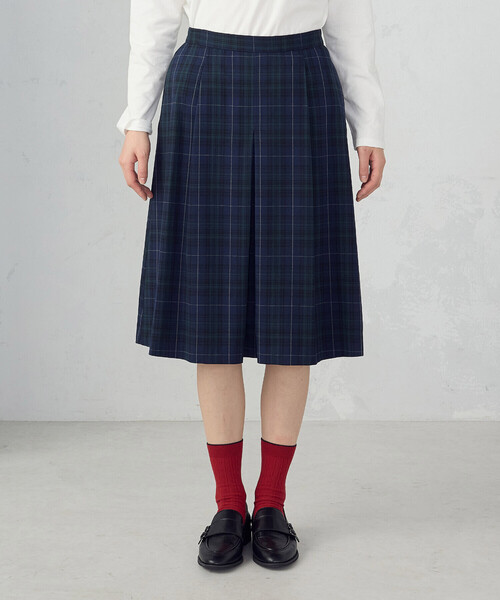 COMME CA ISM(コムサイズム)の「ひざ丈タックスカート / セットアップ対応(スカート・レディース・グリーン系・X-LARGE/LARGE/MEDIUM/SMALL)」の7枚目の写真