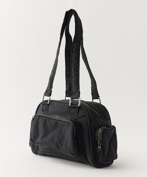 AO2(アオズ)の「Single-handle nylon handbag with gusset / ワンハンドル マチあり ナイロンハンドバッグ 秋 秋服 2026年秋冬(ハンドバッグ・レディース・グレー/ブラック/オリーブ/ブラウン・FREE)」の18枚目の写真