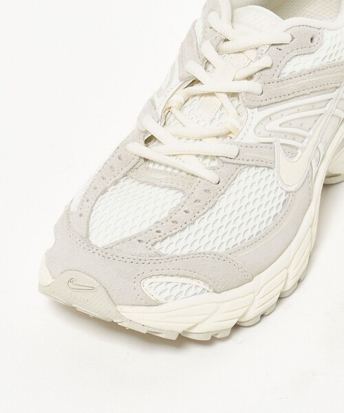 NIKE（ナイキ）の「＜NIKE＞エア マックス モト 2K SE スニーカー（スニーカー・レディース・ブラック/オフホワイト・23cm/24cm/22.5cm/23.5cm/25cm/24.5cm）」の19枚目の写真