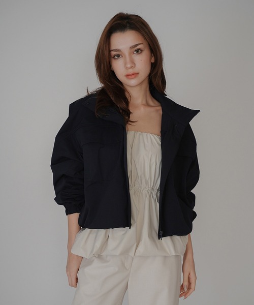 KINO THE KEI(キノザケイ)の「パッカブル 2WAY パフィー ブルゾン KINO THE KEI(ブルゾン・レディース・ホワイト/ネイビー/クリーム・フリー)」の19枚目の写真