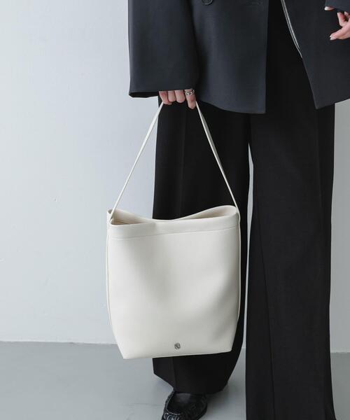 SENSE OF PLACE by URBAN RESEARCH（センスオブプレイスバイアーバンリサーチ）の「バケツバッグ（ショルダーバッグ・レディース・ブラウン/ブラック/アイボリー・ONE）」の15枚目の写真