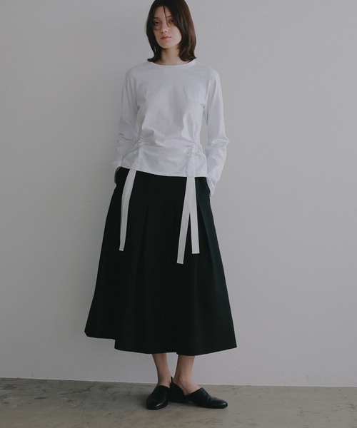 MANOF(マノフ)の「RUFFLE BELT FLARE SKIRT(スカート・レディース・ブラック/チャコールグレー・M/S)」の18枚目の写真