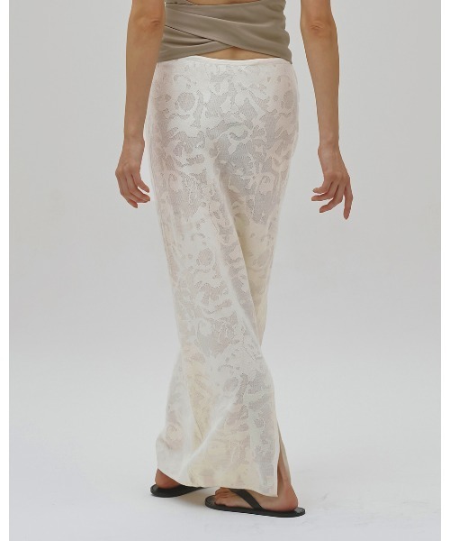 TODAYFUL（トゥデイフル）の「Jacquard Knit Skirt（スカート・レディース・チャコールグレー/キナリ・38inch/36inch）」の3枚目の写真