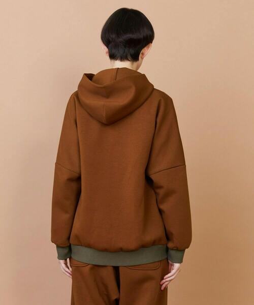 FRAPBOIS（フラボア）の「ライトスウェット（パーカー・レディース・ブラウン/ネイビー・1/2）」の4枚目の写真