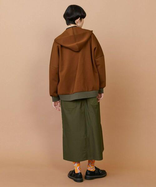 FRAPBOIS（フラボア）の「ライトスウェット（パーカー・レディース・ブラウン/ネイビー・1/2）」の15枚目の写真