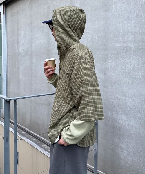 CIAOPANIC（チャオパニック）の「ワッフル袖切替ルーズシャツパーカー（シャツ/ブラウス・レディース・サックスブルー/カーキ/ネイビー・MEDIUM/LARGE）」の5枚目の写真