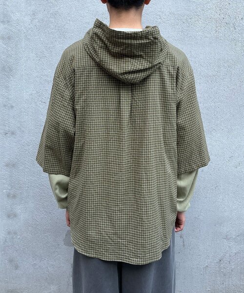 CIAOPANIC（チャオパニック）の「ワッフル袖切替ルーズシャツパーカー（シャツ/ブラウス・レディース・サックスブルー/カーキ/ネイビー・MEDIUM/LARGE）」の12枚目の写真