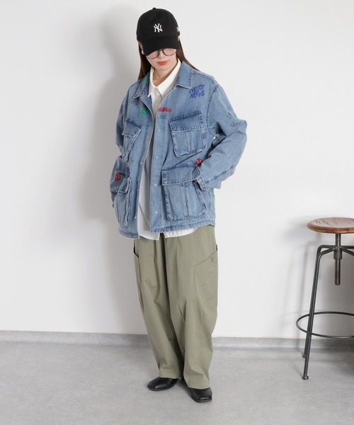 cepo（セポ）の「ラクガキアート刺繍＆プリント デニムカバーオール〈ユニセックス〉（デニムジャケット・レディース・ワンウォッシュ/ライトインディゴブルー・M）」の8枚目の写真