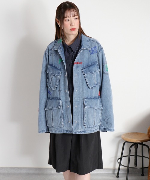 cepo（セポ）の「ラクガキアート刺繍＆プリント デニムカバーオール〈ユニセックス〉（デニムジャケット・レディース・ワンウォッシュ/ライトインディゴブルー・M）」の14枚目の写真