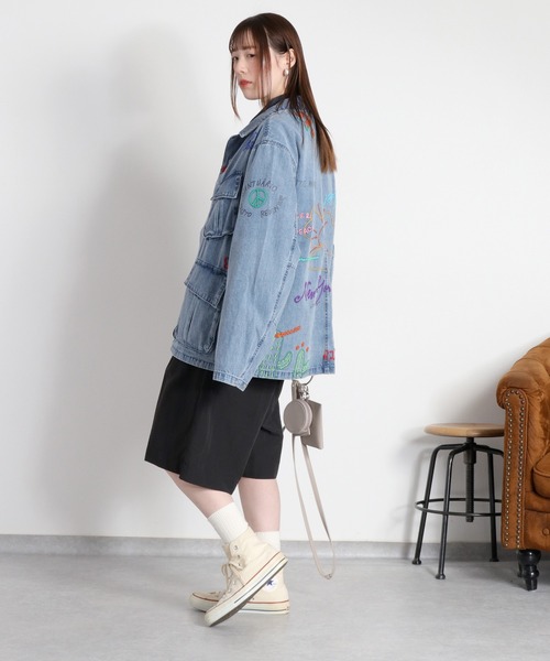 cepo（セポ）の「ラクガキアート刺繍＆プリント デニムカバーオール〈ユニセックス〉（デニムジャケット・レディース・ワンウォッシュ/ライトインディゴブルー・M）」の10枚目の写真