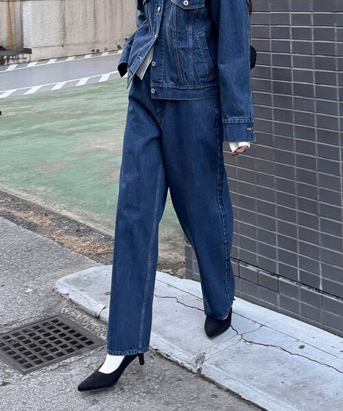 fredy emue(フレディエミュ)の「《セットアップ対応》ワイドテーパードデニムパンツ(デニムパンツ・レディース・ブルー/ネイビー・36/38)」の9枚目の写真