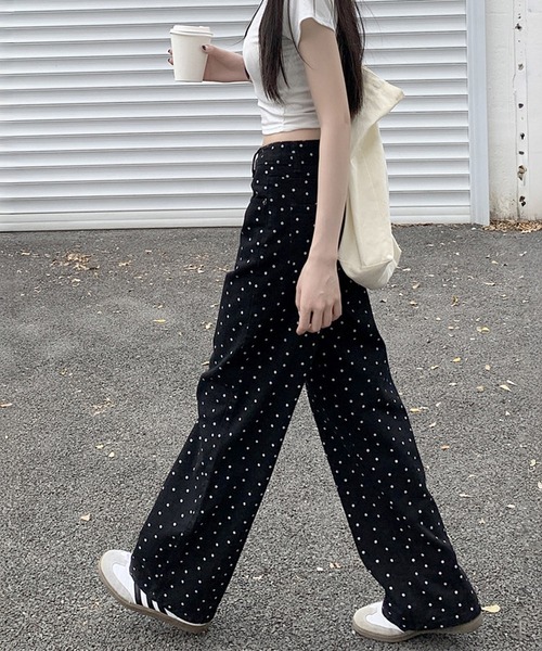 shyam inspiration(シャムインスピレーション)の「小花柄ストレートデニムパンツ(デニムパンツ・レディース・ブラック・L/M)」の8枚目の写真