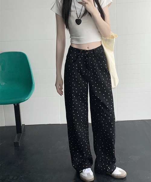 shyam inspiration(シャムインスピレーション)の「小花柄ストレートデニムパンツ(デニムパンツ・レディース・ブラック・L/M)」の5枚目の写真