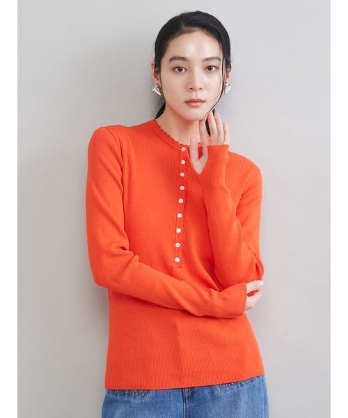 Mila Owen（ミラオーウェン）の「刺繍スカラヘンリーネックニット（ニット/セーター・レディース・アイボリー/オレンジ/ピンク/その他・0/1）」の5枚目の写真