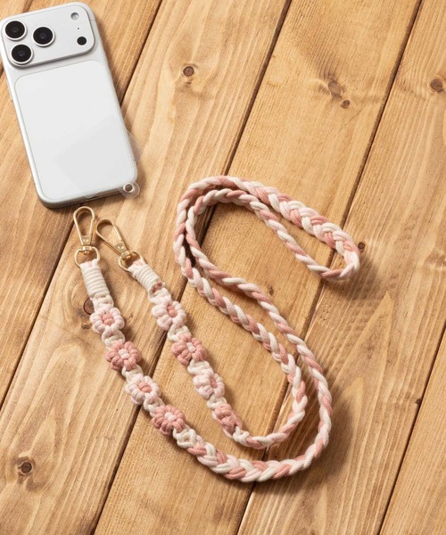 emonique（エモニーク）の「スマートフォン用ストラップ クリアストラップホルダー付 フラワー お花　あみあみ（スマホグッズ・レディース・その他4/その他12/その他9/その他7/その他19/その他13/その他10/その他8/その他18/その他17/その他16/その他15/その他14/その他6/その他11/その他5/その他3/その他2/その他1・FREE）」の4枚目の写真