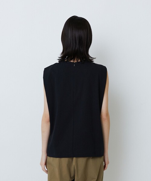 LOISIR(ロワズィール)の「コットン天竺ノースリーブプルオーバー(Tシャツ/カットソー・レディース・オフホワイト/ブラック/ベージュ・FREE)」の20枚目の写真