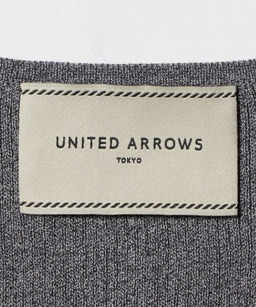 UNITED ARROWS(ユナイテッドアローズ)の「リブ スクエア キャミソールニット ‐ウォッシャブル‐(タンクトップ・レディース・ホワイト/グレー系/ネイビー/ベージュ/ブラック・FREE)」の18枚目の写真