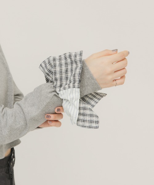 KBF(ケイビーエフ)の「チェックストライプコンビシュシュ(ヘアゴム・レディース・ホワイト系その他・ONE)」の8枚目の写真