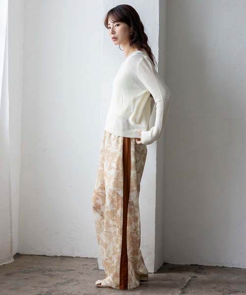 VitaFelice（ヴィータフェリーチェ）の「フラワーシアーメッシュサイドラインパンツ（その他パンツ・レディース・ベージュ/ネイビー/ブラック・FREE）」の15枚目の写真