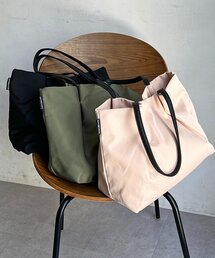 un dix cors（アンディコール）の「横長ナイロントート（トートバッグ）」