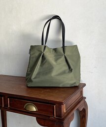 un dix cors（アンディコール）の「横長ナイロントート（トートバッグ）」