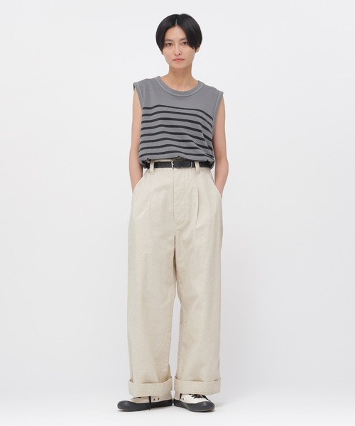 MHL.（エムエイチエル）の「BELGIAN LINEN COTTON PLAINWEAV（その他パンツ・レディース・カーキ/ナチュラル・3/2/1/0）」の3枚目の写真