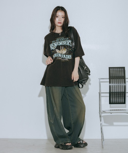 PAGEBOY(ページボーイ)の「クラフトスケープT /Tシャツ【選べる着丈・新色追加】(Tシャツ/カットソー・レディース・チャコールグレー/オートミール/レッド/オフホワイト/ターコイズブルー・SMALL/FREE)」の9枚目の写真