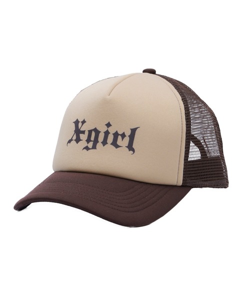 X-girl(エックスガール)の「OLD ENGLISH LOGO TRUCKER CAP(キャップ・レディース・ブラック/ベージュ/カモフラージュ・ONE SIZE)」の1枚目の写真