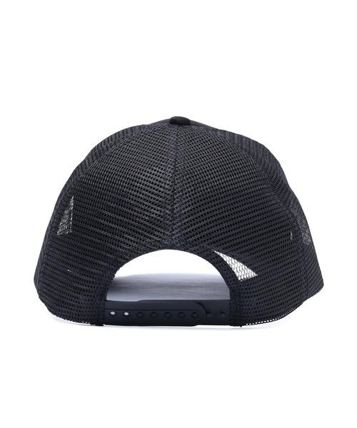 X-girl(エックスガール)の「OLD ENGLISH LOGO TRUCKER CAP(キャップ・レディース・ブラック/ベージュ/カモフラージュ・ONE SIZE)」の6枚目の写真