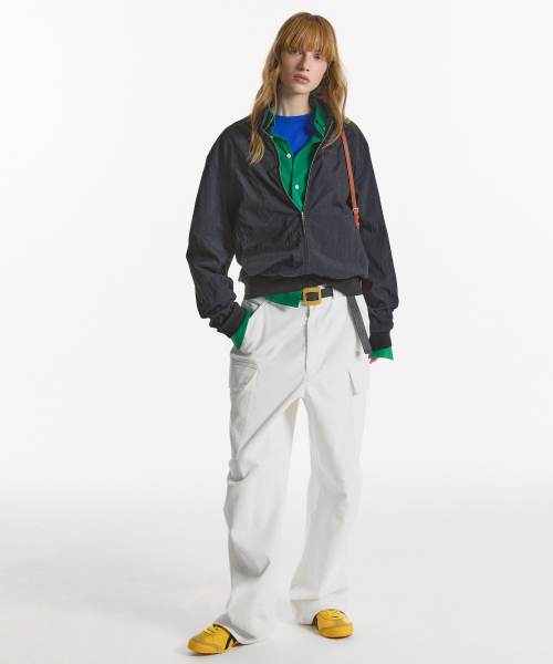 NOHANT（ノアン）の「LIGHT STAND-COLLAR BLOUSON BLACK（ナイロンジャケット・レディース・ブラック・SMALL/MEDIUM/LARGE）」の2枚目の写真