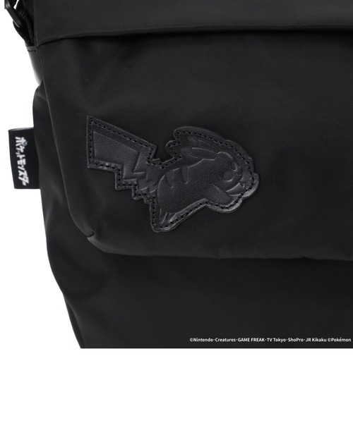Manhattan Portage BLACK LABEL(マンハッタンポーテージ ブラックレーベル)の「MESEROLE MESSENGER BAG TWL POKEMON(メッセンジャーバッグ・メンズ・ブラック・SMALL)」の11枚目の写真