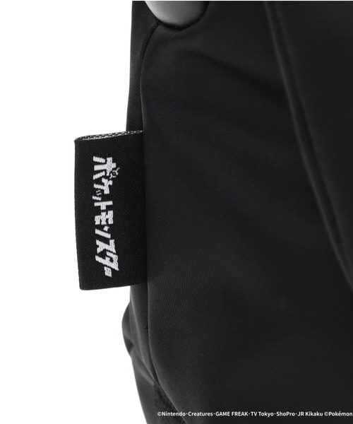 Manhattan Portage BLACK LABEL(マンハッタンポーテージ ブラックレーベル)の「MESEROLE MESSENGER BAG TWL POKEMON(メッセンジャーバッグ・メンズ・ブラック・SMALL)」の13枚目の写真