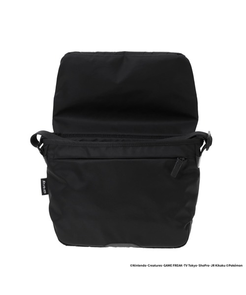 Manhattan Portage BLACK LABEL(マンハッタンポーテージ ブラックレーベル)の「MESEROLE MESSENGER BAG TWL POKEMON(メッセンジャーバッグ・メンズ・ブラック・SMALL)」の14枚目の写真