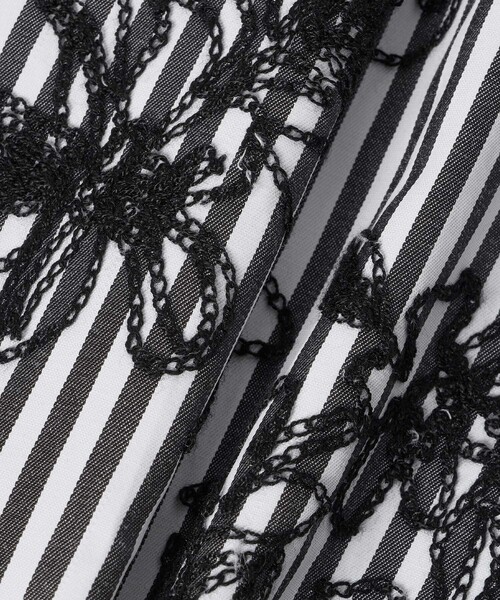 ANAYI（アナイ）の「フラワー刺繍ストライプ ブラウス（シャツ/ブラウス・レディース・ブラック・38/36）」の5枚目の写真