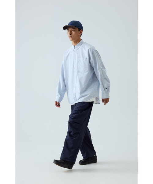Liberaturs(リベレーター)の「オックスストライプ オーバーサイズ ボタンダウンシャツ / Oxford Stripe Oversized Button Down Shirt(シャツ/ブラウス・メンズ・サックスブルー・SMALL)」の1枚目の写真