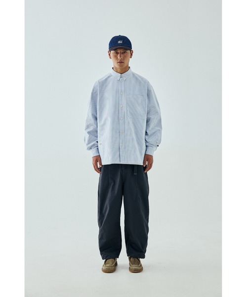 Liberaturs(リベレーター)の「オックスストライプ オーバーサイズ ボタンダウンシャツ / Oxford Stripe Oversized Button Down Shirt(シャツ/ブラウス・メンズ・サックスブルー・SMALL)」の3枚目の写真