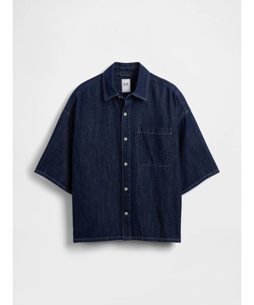GAP(ギャップ)の「デニム オーバーサイズ ストレートヘムシャツ(シャツ/ブラウス・メンズ・インディゴブルー/ライトインディゴブルー・XS/S/M/L/XL)」の9枚目の写真