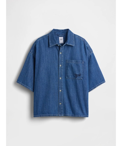 GAP(ギャップ)の「デニム オーバーサイズ ストレートヘムシャツ(シャツ/ブラウス・メンズ・インディゴブルー/ライトインディゴブルー・XS/S/M/L/XL)」の10枚目の写真