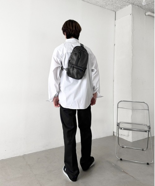 POLOCHAMPS(ポロチャンプス)の「POLOCHAMPS/ポロチャンプス PUレザーボディバッグ/ワンショルダー(ボディバッグ/ウエストポーチ・メンズ・ブラック/グレー・FREE)」の6枚目の写真