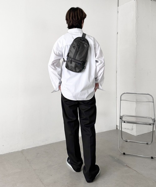 POLOCHAMPS(ポロチャンプス)の「POLOCHAMPS/ポロチャンプス PUレザーボディバッグ/ワンショルダー(ボディバッグ/ウエストポーチ・メンズ・ブラック/グレー・FREE)」の7枚目の写真