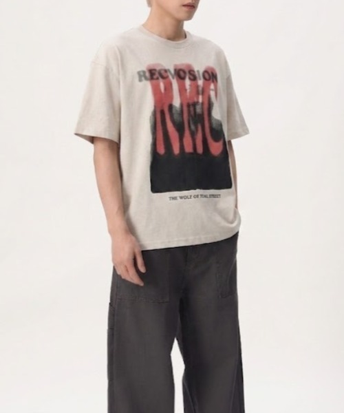 lilful(リルフル)の「【26年春夏新作】染み込みプリント風ロゴビッグシルエットTシャツ(Tシャツ/カットソー・メンズ・ホワイト/ブラック・M/L)」の11枚目の写真